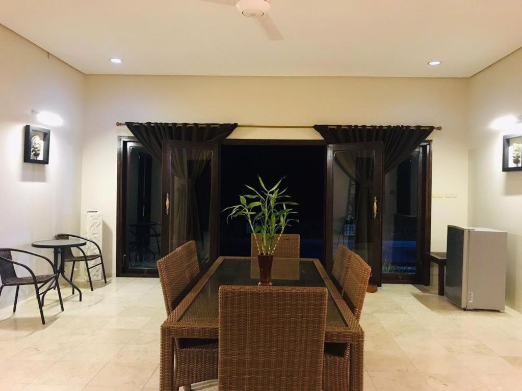 Imaj Private Villas Senggigi Luaran gambar